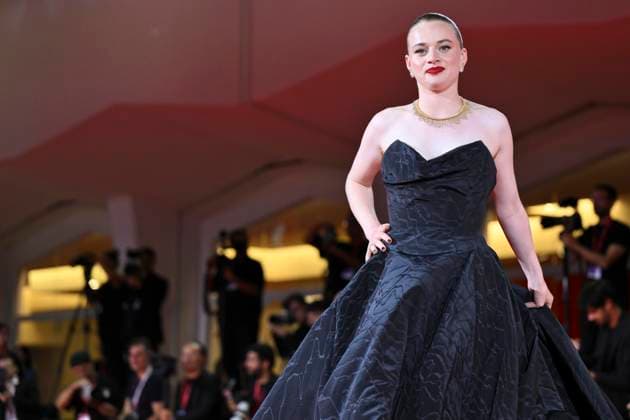 September 5, 2025, Venice, Italy: Swiss actor Luna Wedler arrives for the premiere of Silent Friend during the 82nd Venice Film Festival in Venice, Italy, 05 September 2025. The movie is presented in official competition Venezia 82 at the festival running from 27 August to 06 September 2025. ANSA ETTORE FERRARI. Venice Italy  - ZUMAa110 20250905_zaf_a110_088 Copyright: xEttorexFerrarix