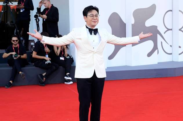 Zhang Songwen at the premiere of the feature film Sun Rises on Us All Ri Gua Zhong Tian at the Biennale di Venezia 2025 82 Venice International Film Festival at the Palazzo del Cinema Venice, 05 09 2025 Foto:xA.xM.xTinghinox xFuturexImagex sun_5907