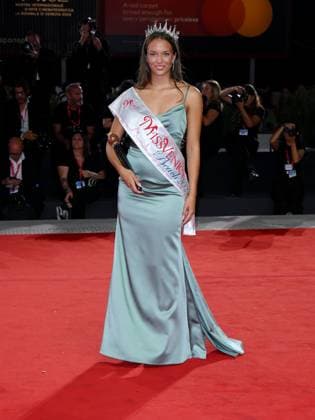 Venice, 82nd Venice International Film Festival 2025 - evening 10 - red carpet of the film Silent Friend Pictured: Gloria Martin  Copyright: xAlbertoxTerenghi PoolxPhotoxEventsx06x xipa-agency.netx xPoolxPhotoxEventsx06x IPA_Agency_IPA64237576
