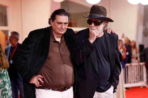Stefano Pistolini and Francesco De Gregori at the premiere of the documentary Piero Pelù Rumore dentro Noise inside Don t Call Me a Rock Star at the Biennale di Venezia 2025 82 Venice International Film Festival at the Palazzo del Cinema Venice, 05 09 2025 Foto:xD.xBedrosianx xFuturexImagex noise_5910