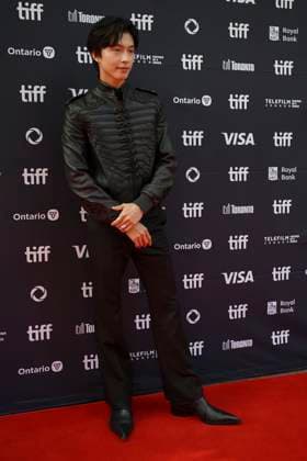 September 5, 2025, Toronto, Ontario, Canada: Hong Kyung attends the red carpet for the Ã¢â‚¬ËœGood NewsÃ¢â‚¬â ¢ premiere during the 2025 Toronto International Film Festival at The Princess Of Wales Theater. on September 5, 2025 in Toronto, Canada. Toronto Canada - ZUMAe321 20250905_zea_e321_108 Copyright: xLeonardoxRamirezx