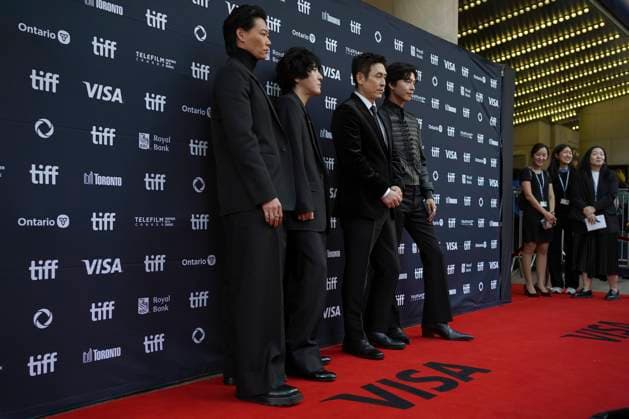 September 5, 2025, Toronto, Ontario, Canada: (L-R) Show Kasamatsu, Byun Sung-Hyun, Sul Kyung-Gu and Hong Kyung attend the red carpet for the Ã¢â‚¬ËœGood NewsÃ¢â‚¬â ¢ premiere during the 2025 Toronto International Film Festival at The Princess Of Wales Theater. on September 5, 2025 in Toronto, Canada. Toronto Canada - ZUMAe321 20250905_zea_e321_114 Copyright: xLeonardoxRamirezx