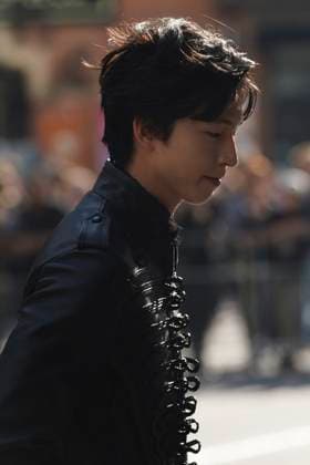 September 5, 2025, Toronto, Ontario, Canada: Hong Kyung attends the red carpet for the Ã¢â‚¬ËœGood NewsÃ¢â‚¬â ¢ premiere during the 2025 Toronto International Film Festival at The Princess Of Wales Theater. on September 5, 2025 in Toronto, Canada. Toronto Canada - ZUMAe321 20250905_zea_e321_125 Copyright: xLeonardoxRamirezx