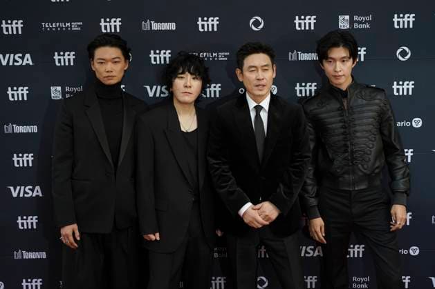 September 5, 2025, Toronto, Ontario, Canada: (L-R) Show Kasamatsu, Byun Sung-Hyun, Sul Kyung-Gu and Hong Kyung attend the red carpet for the Ã¢â‚¬ËœGood NewsÃ¢â‚¬â ¢ premiere during the 2025 Toronto International Film Festival at The Princess Of Wales Theater. on September 5, 2025 in Toronto, Canada. Toronto Canada - ZUMAe321 20250905_zea_e321_132 Copyright: xLeonardoxRamirezx