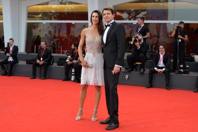 The sun rises on us all red carpet in Venice Lido - 05 Sep 2025 Gloria Bellicchi (l) and Giampaolo Morelli (r) attend The sun rises on us all red carpet during the 82nd Venice Film Festival at Palazzo del Cinema. Venice Lido Italy Copyright: xMarioxCartellix xSOPAxImagesx _DSC7252