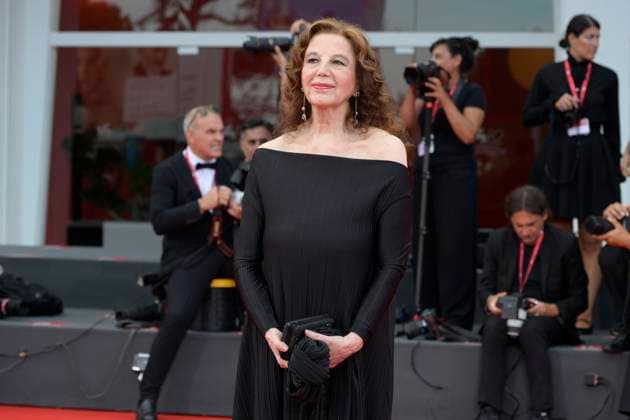 The sun rises on us all red carpet in Venice Lido - 05 Sep 2025 Stefania Sandrelli attends The sun rises on us all red carpet during the 82nd Venice Film Festival at Palazzo del Cinema. Venice Lido Italy Copyright: xMarioxCartellix xSOPAxImagesx _DSC7366