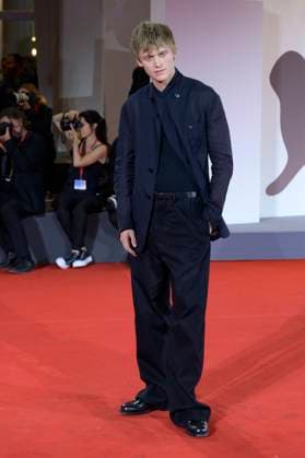 Silent friend red carpet in Venice Lido, Italy - 05 Sep 2025 Enzo Brumm attends the Silent friend red carpet during the 82nd Venice Film Festival at Palazzo del Cinema. Venice Lido Italy Copyright: xMarioxCartellix xSOPAxImagesx _DSC7621