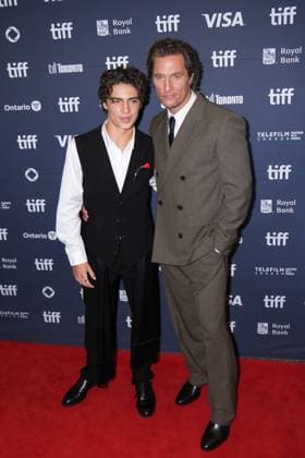 2025 Toronto International Film Festival - The Lost Bus TORONTO, CANADA - SEPTEMBER 5 : Levi Mcconaughey (L) and Matthew McConaughey attend the premiere of ‘The Lost Bus’ during the 2025 Toronto International Film Festival at Princess of Wales Theatre in Toronto, Ontario, Canada on September 5, 2025. Mert Alper Dervis Anadolu Ontario Canada. Editorial use only. Please get in touch for any other usage.  Copyright: x2025xAnadoluxMertxAlperxDervisx