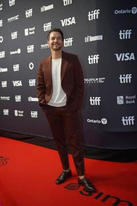 September 5, 2025, Toronto, Ontario, Canada: Matteo SImon attends the red carpet for the Ã¢â‚¬ËœSteal AwayÃ¢â‚¬â ¢ premiere during the 2025 Toronto International Film Festival at Royal Alexandra Theatre. on September 5, 2025 in Toronto, Canada. Toronto Canada - ZUMAe321 20250905_zea_e321_257 Copyright: xLeonardoxRamirezx