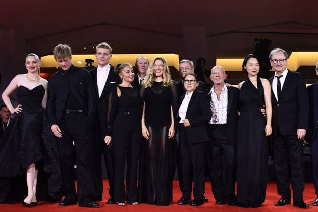 82eme Festival International du Film de Venise Mostra de Venise SILENT FRIEND Premiere at the 82nd International Venice Film festival LEA SEYDOUX attends the SILENT FRIEND red carpet 448374 2025 09 05 Venice Italy  Copyright: xThomasxBohlenx STAR_448374_045