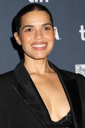 50th Toronto International Film Festival Red carpet of the film The lost bus America Ferrera 448376 2025 09 05 Toronto Canada  Copyright: xIsabellexVautierx xStarfacex STAR_448376_063
