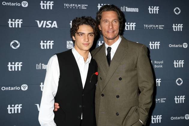 50th Toronto International Film Festival Red carpet of the film The lost bus Matthew McConaughey with his son Levi McConaughey 448376 2025 09 05 Toronto Canada  Copyright: xIsabellexVautierx xStarfacex STAR_448376_093