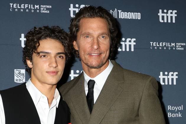50th Toronto International Film Festival Red carpet of the film The lost bus Matthew McConaughey with his son Levi McConaughey 448376 2025 09 05 Toronto Canada  Copyright: xIsabellexVautierx xStarfacex STAR_448376_094