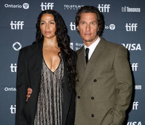 50th Toronto International Film Festival Red carpet of the film The lost bus Matthew McConaughey with his wife Camilla Alves 448376 2025 09 05 Toronto Canada  Copyright: xIsabellexVautierx xStarfacex STAR_448376_096