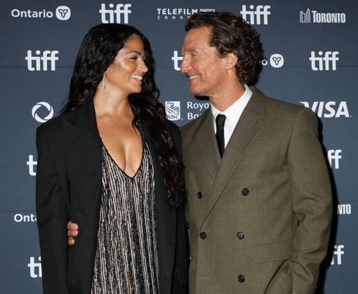 50th Toronto International Film Festival Red carpet of the film The lost bus Matthew McConaughey with his wife Camilla Alves 448376 2025 09 05 Toronto Canada  Copyright: xIsabellexVautierx xStarfacex STAR_448376_098