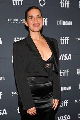 Toronto The Lost Bus Screening America Ferrera attending the screening of the movie The Lost Bus ahead of Toronto International Film Festival in Toronto, Canada on September 5, 2025. Photo by Julien Reynaud APS-Medias ABACAPRESS.COM Toronto Canada  Copyright: xReynaudxJulien APS-Medias ABACAx