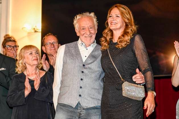 abb Dieter Hallervorden and Mrs. Christiane Zander after the theater premiere of Der eingebildet Kranke on Dieter Hallervordens 90th birthday at Schlosspark Theater 05 09 2025 in Berlin Berlin Germany