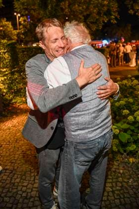 abb Oliver Pocher and Dieter Hallervorden after the theater premiere of Der eingebildet Kranke on Dieter Hallervordens 90th birthday at Schlosspark Theater 05 09 2025 in Berlin Berlin Germany