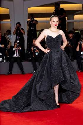 82nd Venice Film Festival Red carpet of the movie -Silent friend- Palazzo del Cinema - Venice Lido, Italy Luna Wedler 82nd Venice Film Festival Red carpet of the movie -Silent friend- Palazzo del Cinema - Venice Lido, Italy 5th September 2025  Copyright: xMAXxMONTINGELLI SGPx
