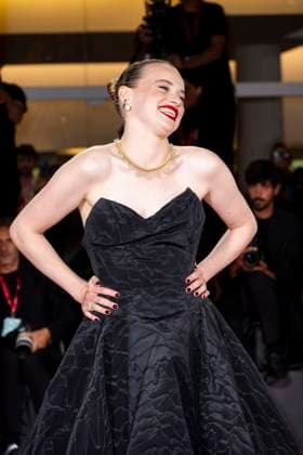 82nd Venice Film Festival Red carpet of the movie -Silent friend- Palazzo del Cinema - Venice Lido, Italy Luna Wedler 82nd Venice Film Festival Red carpet of the movie -Silent friend- Palazzo del Cinema - Venice Lido, Italy 5th September 2025  Copyright: xMAXxMONTINGELLI SGPx