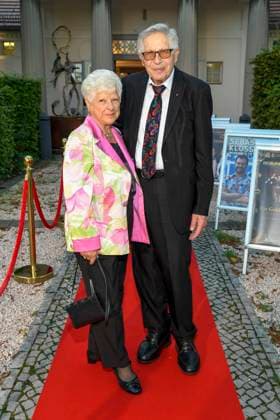 abb Reni Laur and Otfried Laur as guests at the theater premiere of Der eingebildet Kranke on Dieter Hallervordens 90th birthday at Schlosspark Theater 05 09 2025 in Berlin Berlin Germany