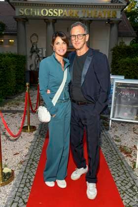 abb Anja Kling and husband Wolfram Becker as guests at the theater premiere of Der eingebildet Kranke on Dieter Hallervordens 90th birthday at Schlosspark Theater 05 09 2025 in Berlin Berlin Germany