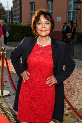 abb Simone Rethel Heesters Actress at the theater premiere of Der eingebildet Kranke on Dieter Hallervordens 90th birthday at Schlosspark Theater 05 09 2025 in Berlin Berlin Germany