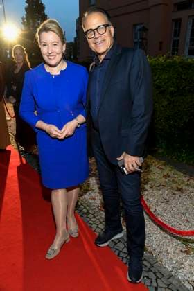 abb Franziska Giffey and Karsten Speck as guests at the theater premiere of Der eingebildet Kranke on Dieter Hallervordens 90th birthday at Schlosspark Theater 05 09 2025 in Berlin Berlin Germany