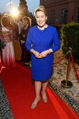 abb Franziska Giffey as a guest at the theater premiere of Der eingebildet Kranke on Dieter Hallervordens 90th birthday at Schlosspark Theater 05 09 2025 in Berlin Berlin Germany