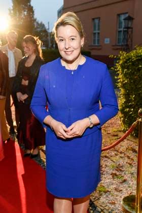 abb Franziska Giffey as a guest at the theater premiere of Der eingebildet Kranke on Dieter Hallervordens 90th birthday at Schlosspark Theater 05 09 2025 in Berlin Berlin Germany