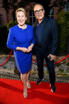 abb Franziska Giffey and Karsten Speck as guests at the theater premiere of Der eingebildet Kranke on Dieter Hallervordens 90th birthday at Schlosspark Theater 05 09 2025 in Berlin Berlin Germany