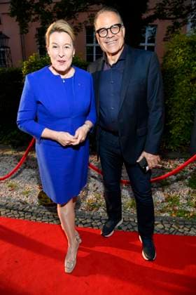 abb Franziska Giffey and Karsten Speck as guests at the theater premiere of Der eingebildet Kranke on Dieter Hallervordens 90th birthday at Schlosspark Theater 05 09 2025 in Berlin Berlin Germany
