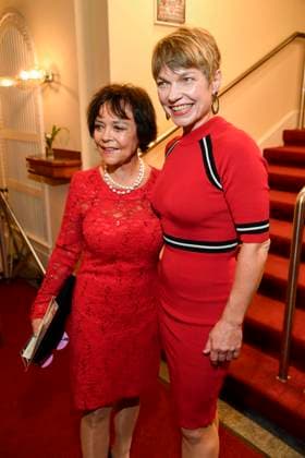 abb Simone Rethel Heesters and Antje Rietz Rote Kleider as guests at the theater premiere of Der eingebildet Kranke on Dieter Hallervordens 90th birthday at Schlosspark Theater 05 09 2025 in Berlin Berlin Germany