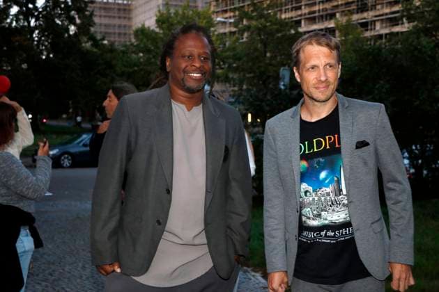 Mola Adebisi and Oliver Pocher at the pemiere Der eingebilkdet Kranke and the 90th birthday of Dieter Hallervorden at the Schloßparktheater in Berlinon 5 9 2025