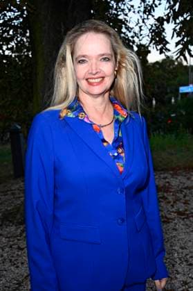 Julia Biedermann at the premiere of the play Der eingebildet Kranke and Dieter Hallervordens 90th birthday at the Schlosspark Theater Berlin, 05 09 2025 Foto:xN.xKubelkax xFuturexImagex hallervorden_5722