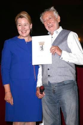Franziska Giffey and Dieter Hallervorden at the premiere of the play Der eingebildet Kranke and Dieter Hallervordens 90th birthday at the Schlosspark Theater Berlin, 05 09 2025 Foto:xN.xKubelkax xFuturexImagex hallervorden_5792