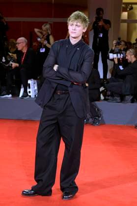 Enzo Brumm at the premiere of the feature film Silent Friend Stille Freundin at the Biennale di Venezia 2025 82 Venice International Film Festival at the Palazzo del Cinema Venice, 05 09 2025 Foto:xA.xM.xTinghinox xFuturexImagex friend_5704