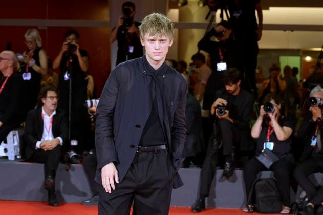 Enzo Brumm at the premiere of the feature film Silent Friend Stille Freundin at the Biennale di Venezia 2025 82 Venice International Film Festival at the Palazzo del Cinema Venice, 05 09 2025 Foto:xA.xM.xTinghinox xFuturexImagex friend_5707