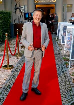 Santiago Ziesmer at the premiere of Der eingebildet Kranke and Dieter Hallervordens 90th birthday at the Schloßpark Theater Berlin