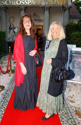Ines Schuster, Luise Lunow at the premiere of Der eingebildet Kranke and Dieter Hallervordens 90th birthday at the Schloßpark Theater Berlin