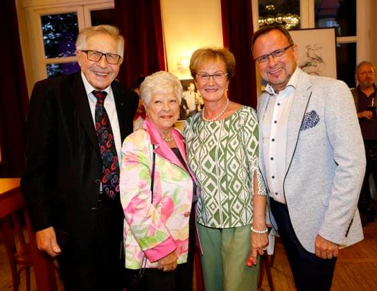 Otfried and Reni Laur, Kathrin and Ronny Heinrich at the premiere of Der eingebildet Kranke and Dieter Hallervordens 90th birthday at the Schloßpark Theater Berlin