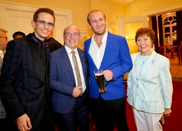 Marc Rudolf, Dennis, Schönwetter, Johannes Hallervorden, Karola Ebeling at the premiere of Der eingebildet Kranke and Dieter Hallervordens 90th birthday at the Schloßpark Theater Berlin