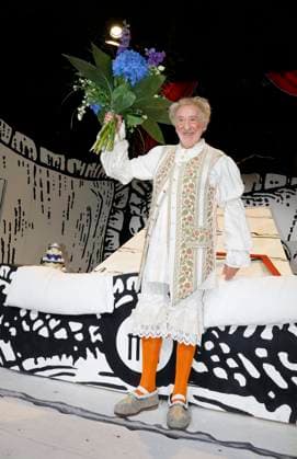 Dieter Hallervorden at the premiere of Der eingebildet Kranke and Dieter Hallervordens 90th birthday at the Schloßpark Theater Berlin