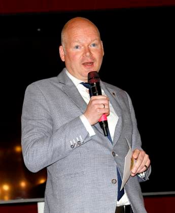 Tim Richter Deputy District Mayor at the premiere of Der eingebildet Kranke and Dieter Hallervordens 90th birthday at the Schloßpark Theater Berlin