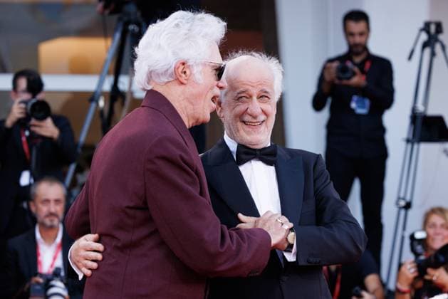 News - 2025 Closing Ceremony Red Carpet - The 82nd Venice International Film Festival Jim Jarmusch and Toni Servillo attend the 2025 Closing Ceremony red carpet during the 82nd Venice International Film Festival on September 06, 2025 in Venice, Italy. Photo: Cinzia Camela. Lido di Venezia Palazzo del Cinema Italy Copyright: xCinziaxCamelax xLiveMediax LPN_2012597