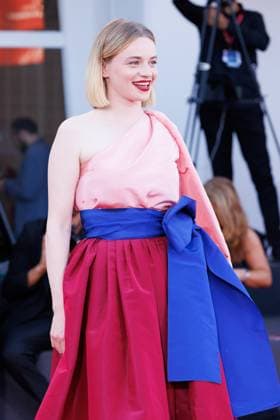News - 2025 Closing Ceremony Red Carpet - The 82nd Venice International Film Festival Luna Wedler attends the 2025 Closing Ceremony red carpet during the 82nd Venice International Film Festival on September 06, 2025 in Venice, Italy. Photo: Cinzia Camela. Lido di Venezia Palazzo del Cinema Italy Copyright: xCinziaxCamelax xLiveMediax LPN_2012610