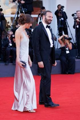 News - 2025 Closing Ceremony Red Carpet - The 82nd Venice International Film Festival Jury President of the Venice Classics Section Tommaso Santambrogio (L) and guest attend the 2025 Closing Ceremony red carpet during the 82nd Venice International Film Festival on September 06, 2025 in Venice, Italy. Photo: Cinzia Camela. Lido di Venezia Palazzo del Cinema Italy Copyright: xCinziaxCamelax xLiveMediax LPN_2012658