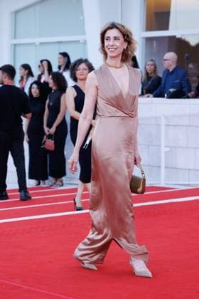 News - 2025 Closing Ceremony Red Carpet - The 82nd Venice International Film Festival Fernanda Torres attends the 2025 Closing Ceremony red carpet during the 82nd Venice International Film Festival on September 06, 2025 in Venice, Italy. Photo: Cinzia Camela. Lido di Venezia Palazzo del Cinema Italy Copyright: xCinziaxCamelax xLiveMediax LPN_2012671