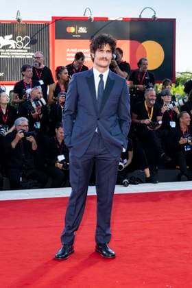 82nd Venice Film Festival Closing Ceremony Red Carpet - part 1 Palazzo del Cinema - Venice Lido, Italy Louis Garrel 82nd Venice Film Festival Closing Ceremony Red Carpet - part 1 Palazzo del Cinema - Venice Lido, Italy 6th September 2025  Copyright: xALFONSOxCATALANO SGPITALIAx