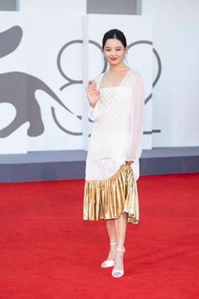 82nd Venice Film Festival Closing Ceremony Red Carpet - part 2 Palazzo del Cinema - Venice Lido, Italy Xin Zhilei 82nd Venice Film Festival Closing Ceremony Red Carpet - part 2 Palazzo del Cinema - Venice Lido, Italy 6th September 2025  Copyright: xSGPx